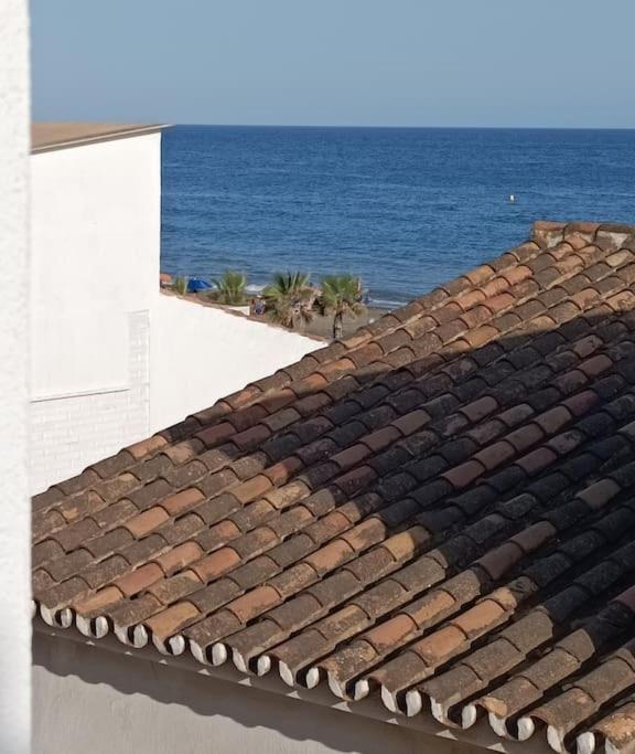Apartamentos Los Peces Malaga La Cala Del Moral 外观 照片