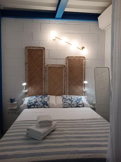 Apartamentos Los Peces Malaga La Cala Del Moral 外观 照片